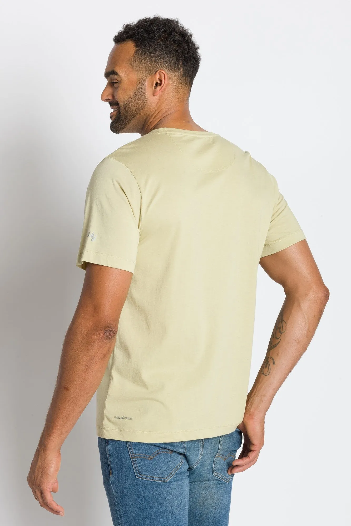 Bradley | Men's Anti-Stain Crew Neck Pocket Tee
