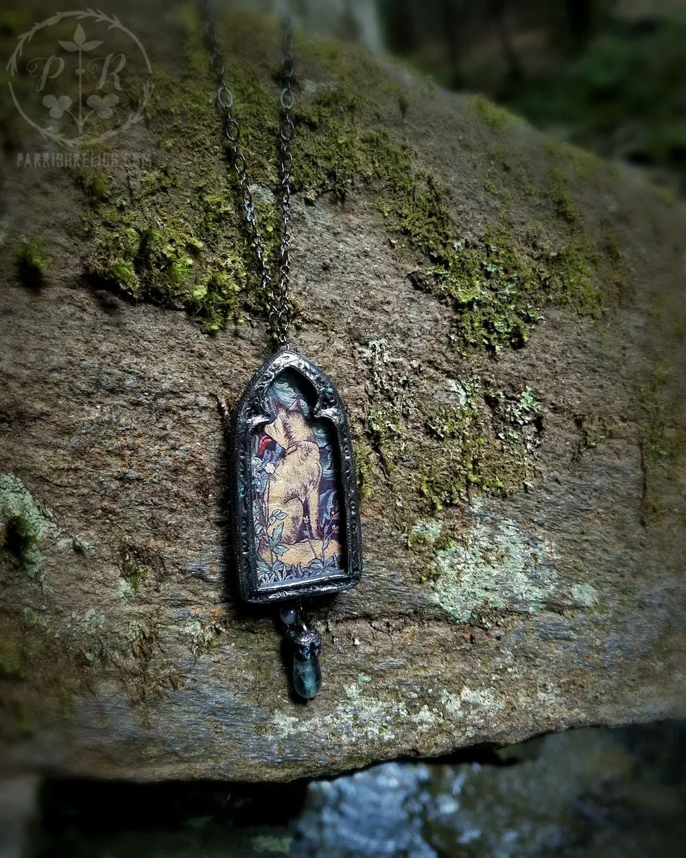 Forest Tapestry Fox Pictorial Shrine Amulet
