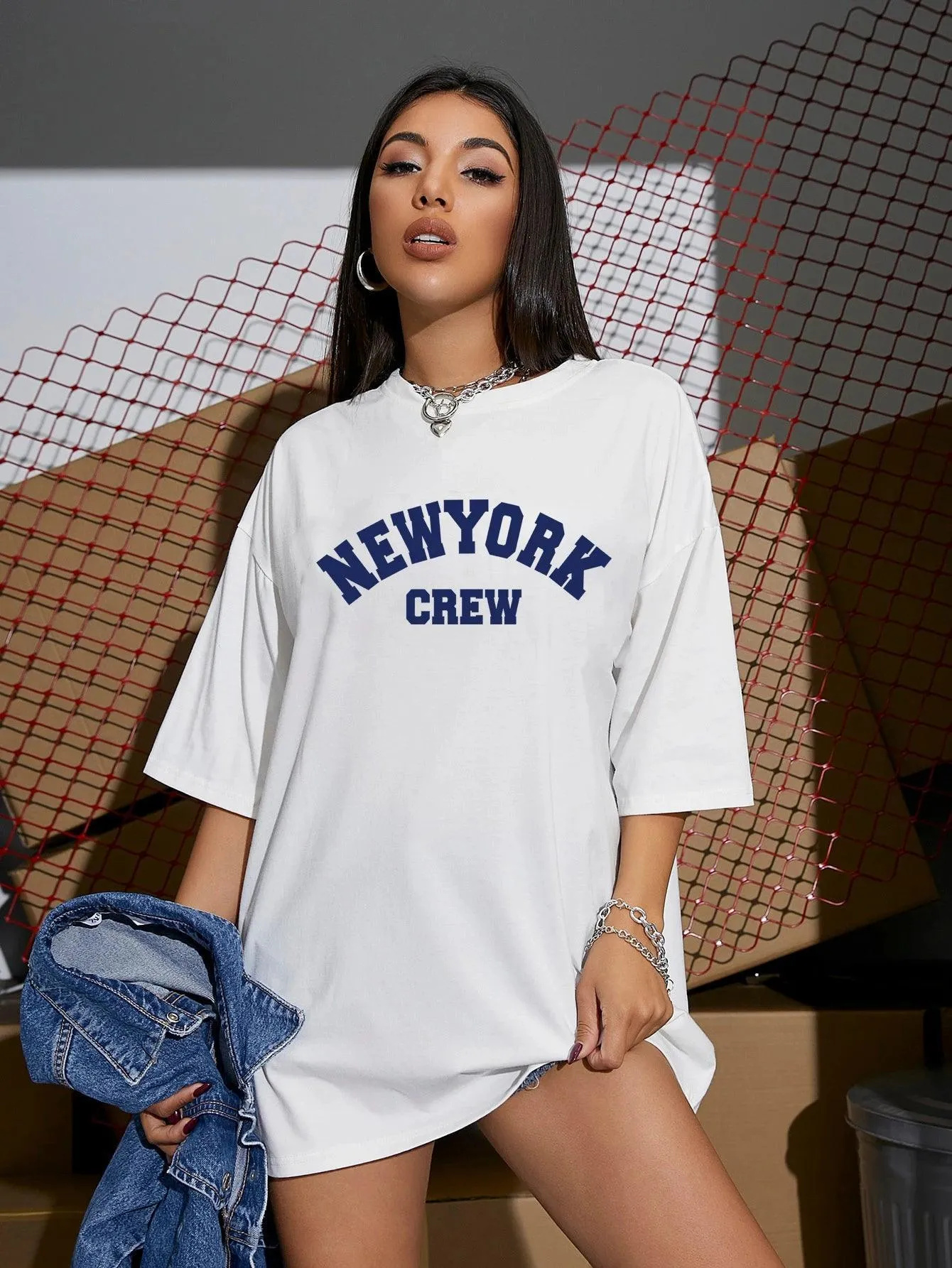 Oversized Bold Letter Graphic Women's Tee: Trendy Summer Shirt