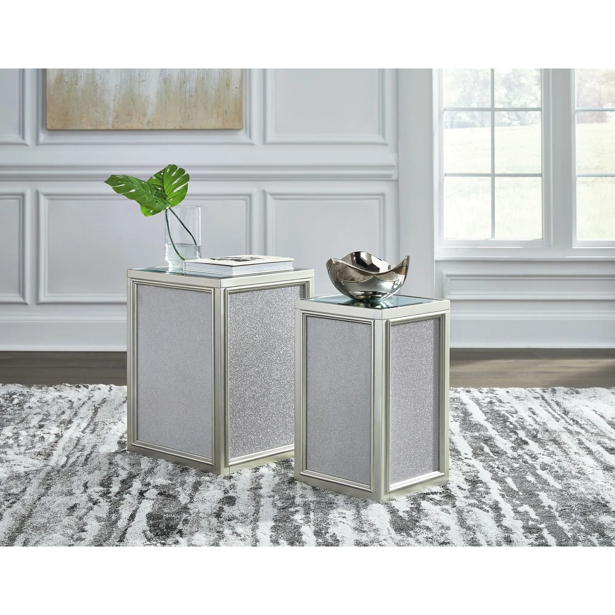 Traleena Nesting End Table (Set of 2) - Silver Finish