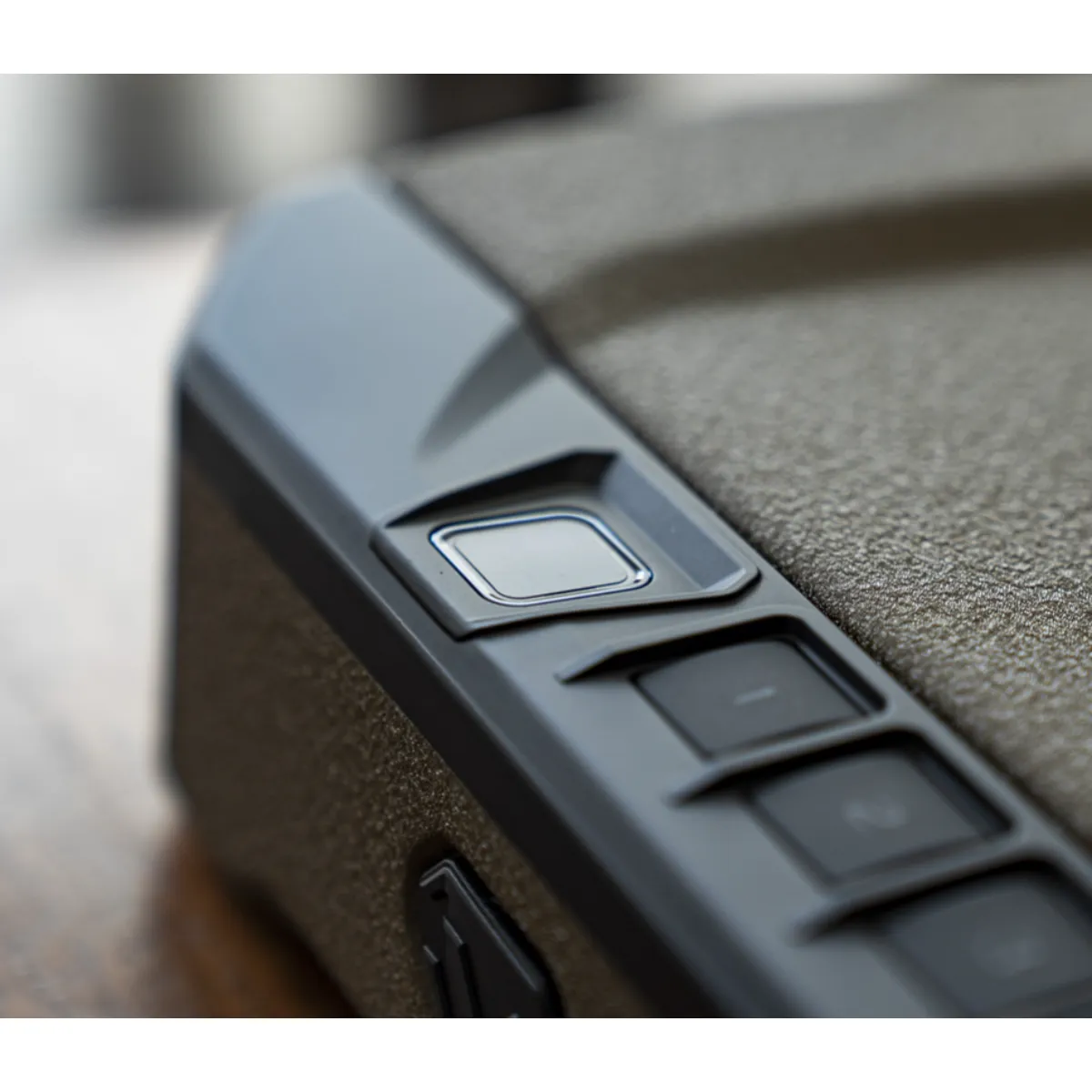 VAULTEK VS20I COMPACT BIOMETRIC SAFE